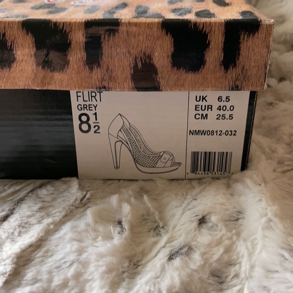 [naughty monkey] Flirt Pumps - Picture 13 of 13